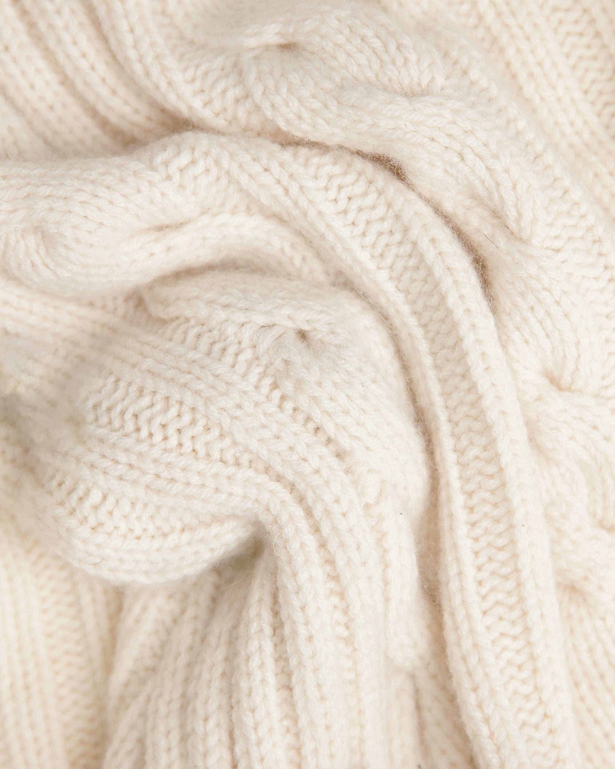 Made-in-Scotland Natural Shawl Collar Cableknit Cardigan