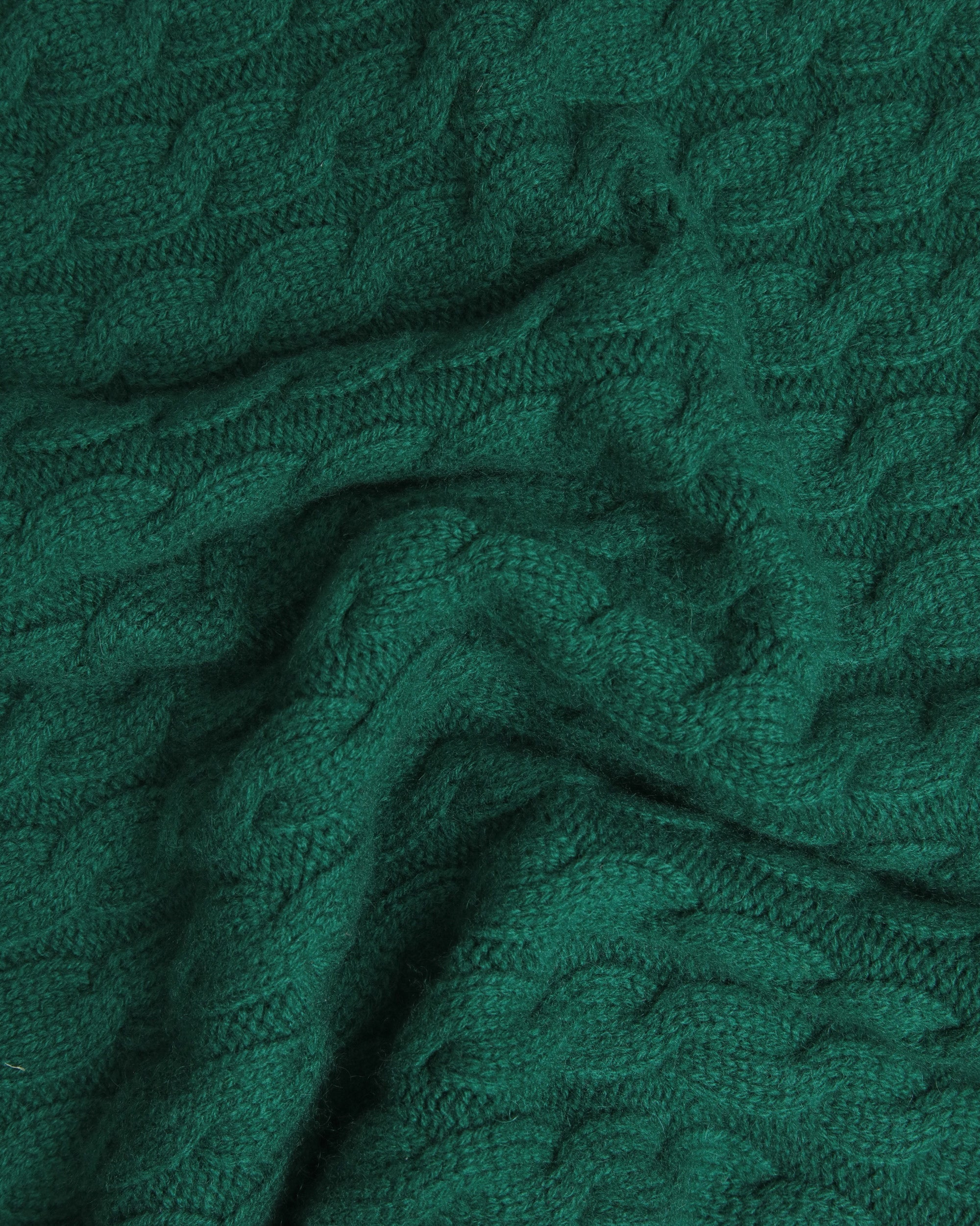 Made-in-Scotland Green Cable Knit Cashmere Sweater - Classic Fit